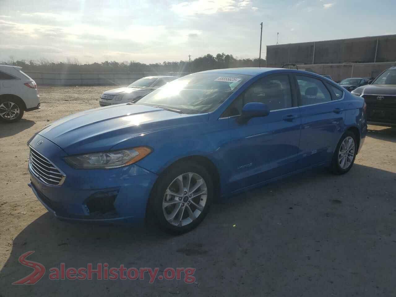 2019 FORD FUSION — VIN 3FA6P0LU9KR180494