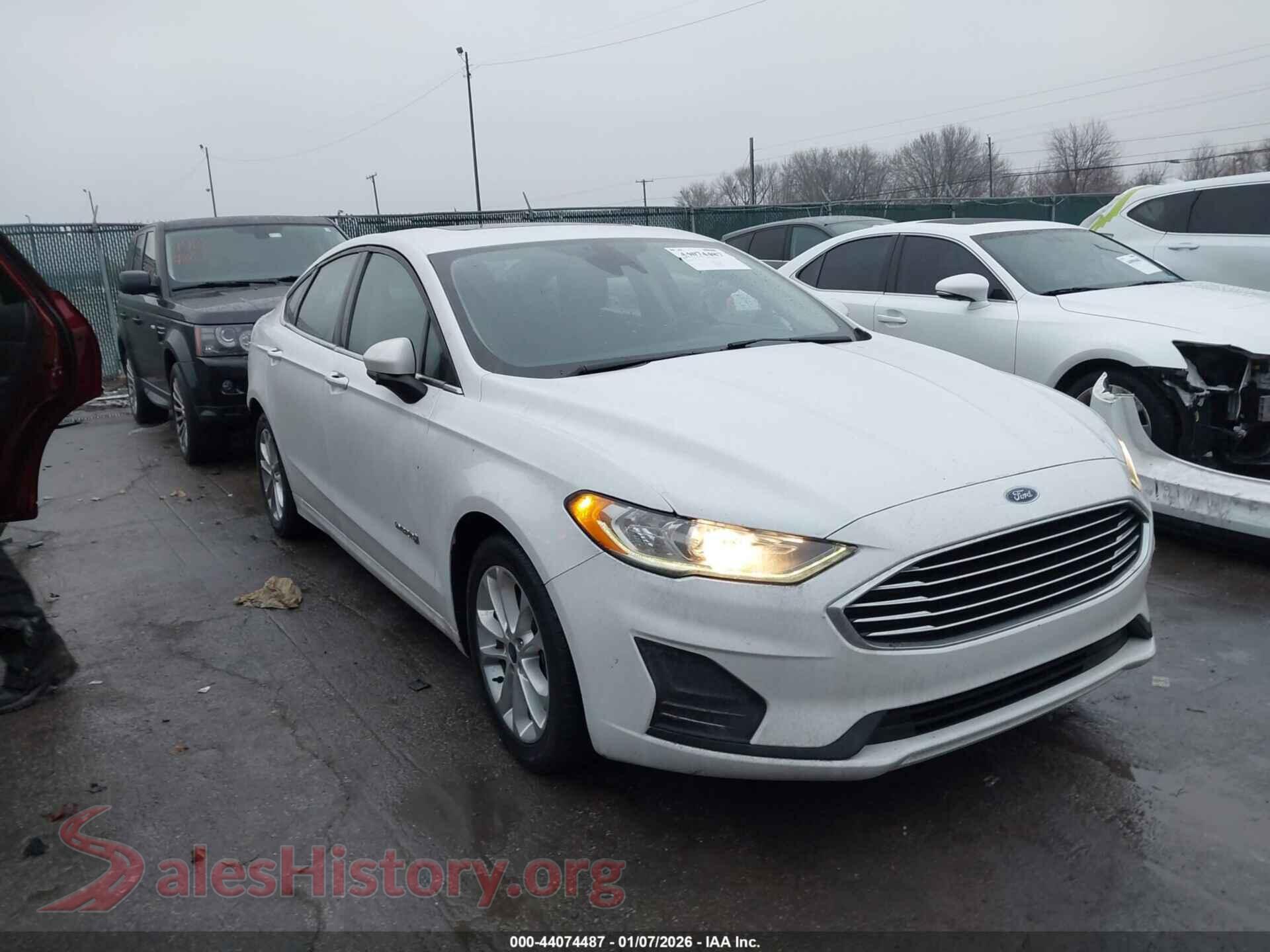 2019 FORD FUSION HYBRID — VIN 3FA6P0LU9KR185730