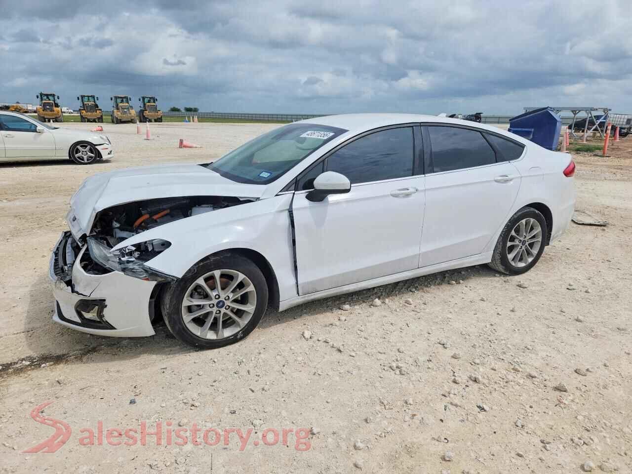 2020 FORD FUSION — VIN 3FA6P0LU9LR235124