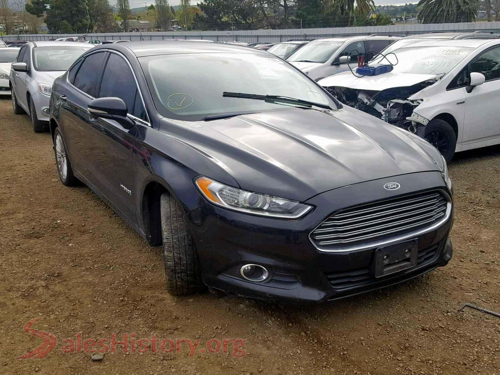 2014 FORD FUSION SE — VIN 3FA6P0LUXER317138
