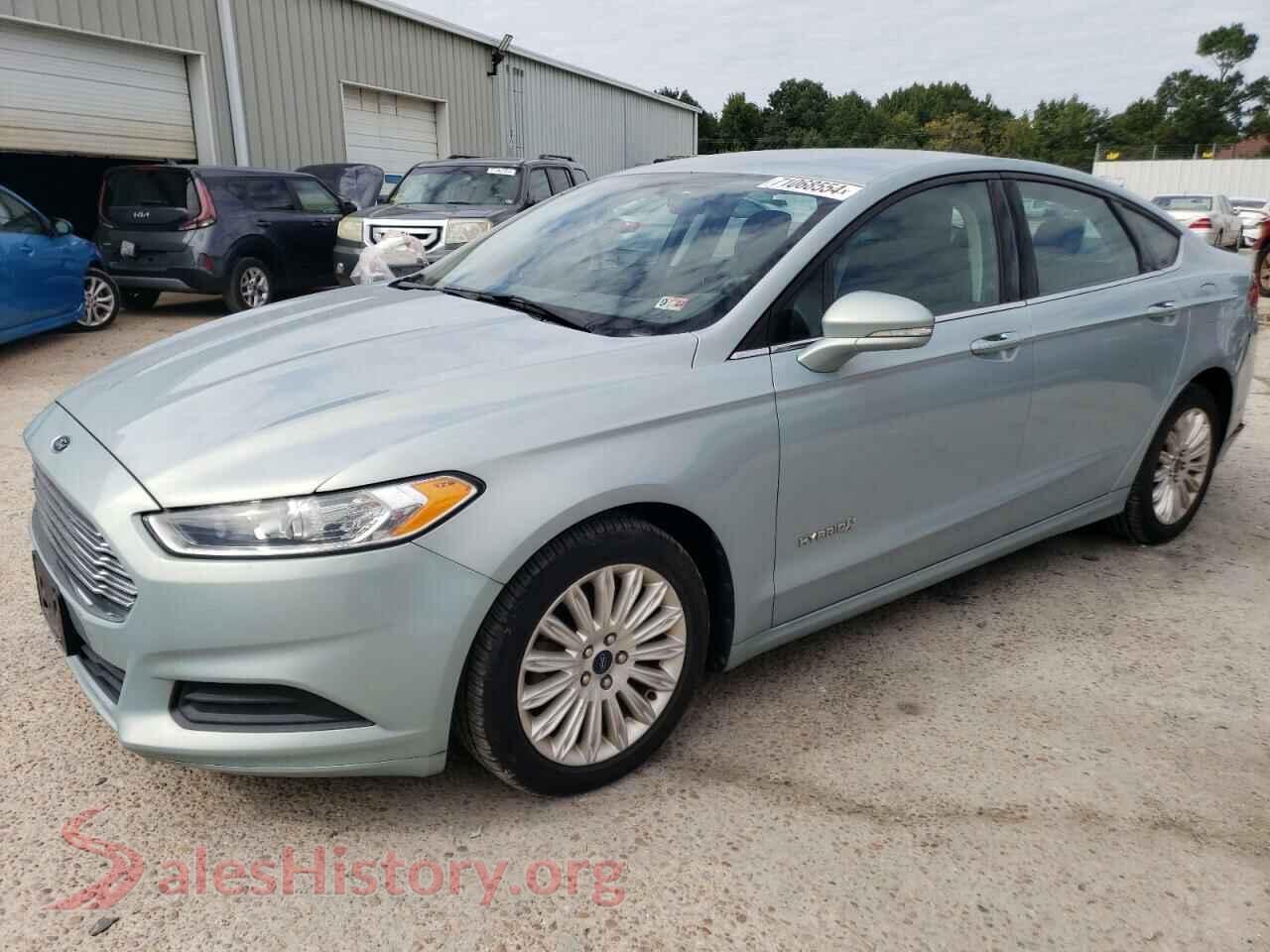 2014 FORD FUSION — VIN 3FA6P0LUXER351001