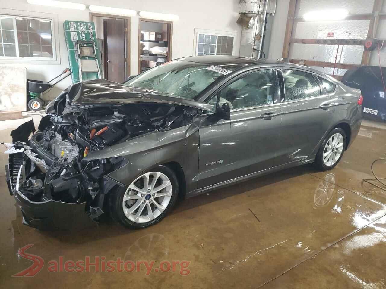 2019 FORD FUSION — VIN 3FA6P0LUXKR207492