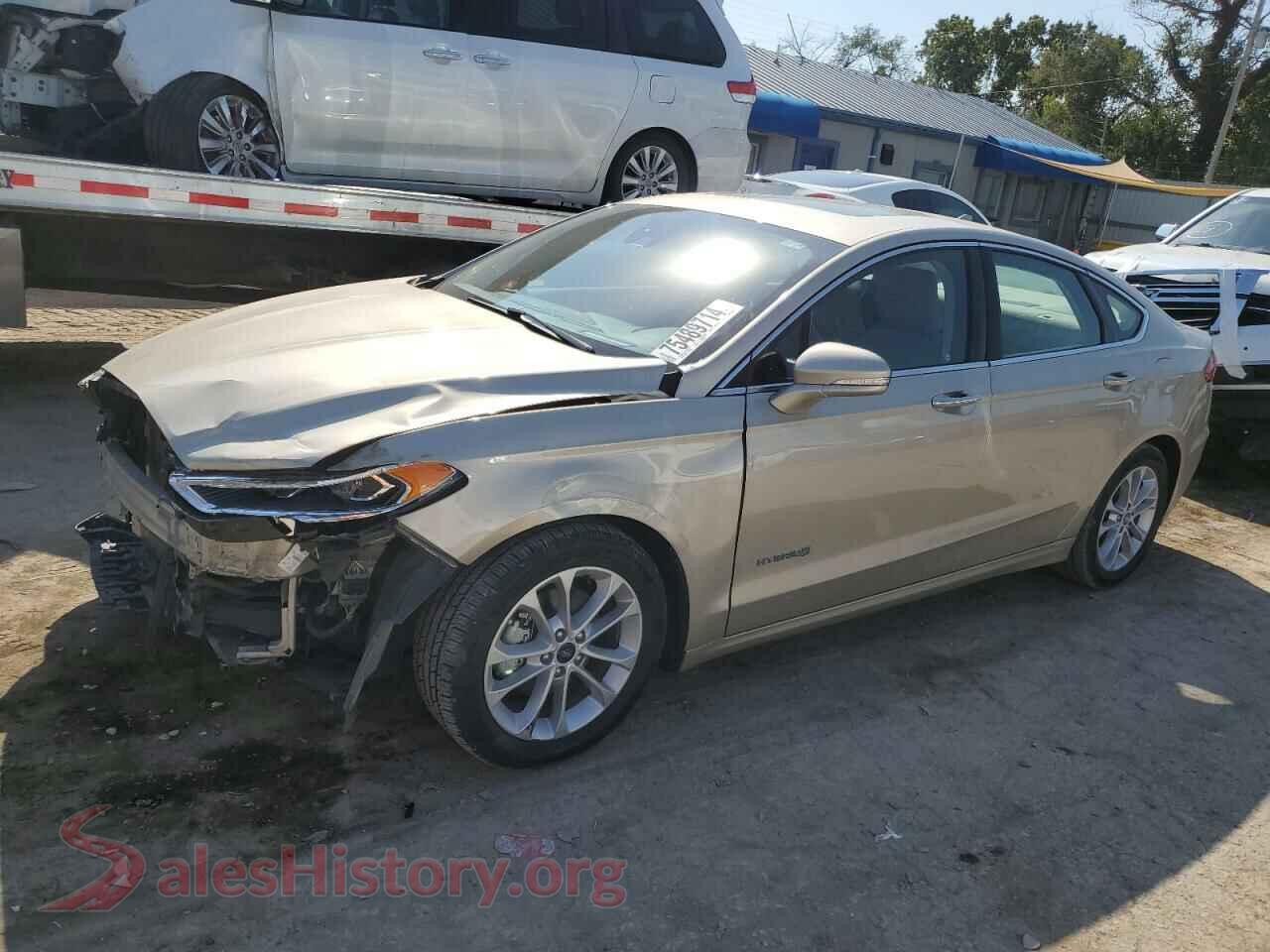 2019 FORD FUSION — VIN 3FA6P0MU1KR256062