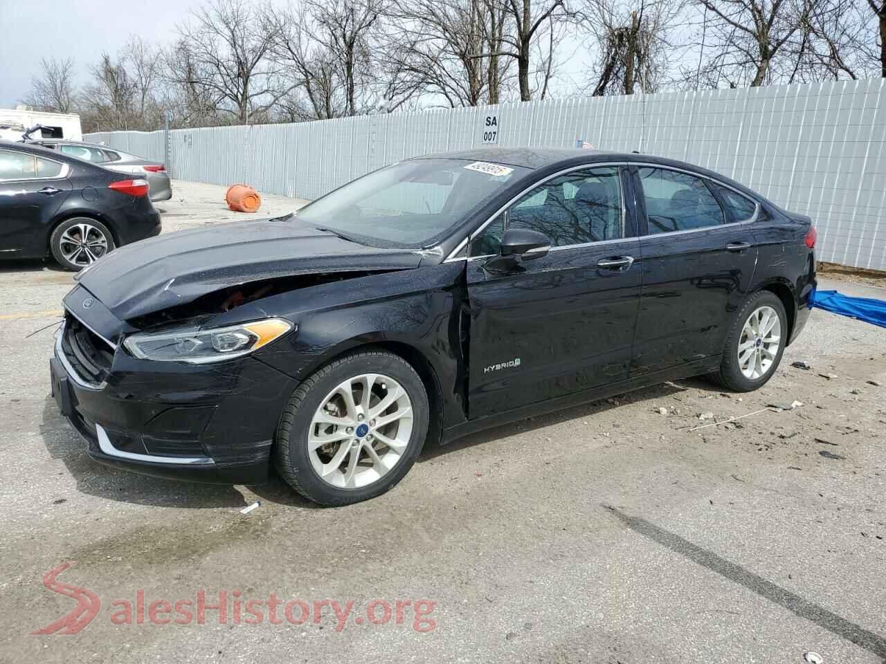 2019 FORD FUSION — VIN 3FA6P0MU3KR180750