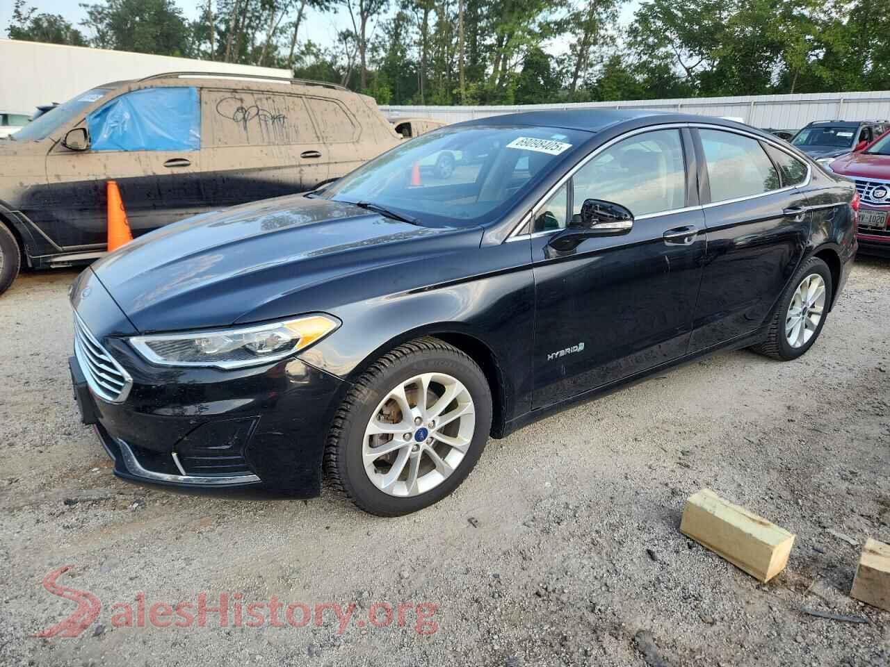 2019 FORD FUSION — VIN 3FA6P0MU9KR100951