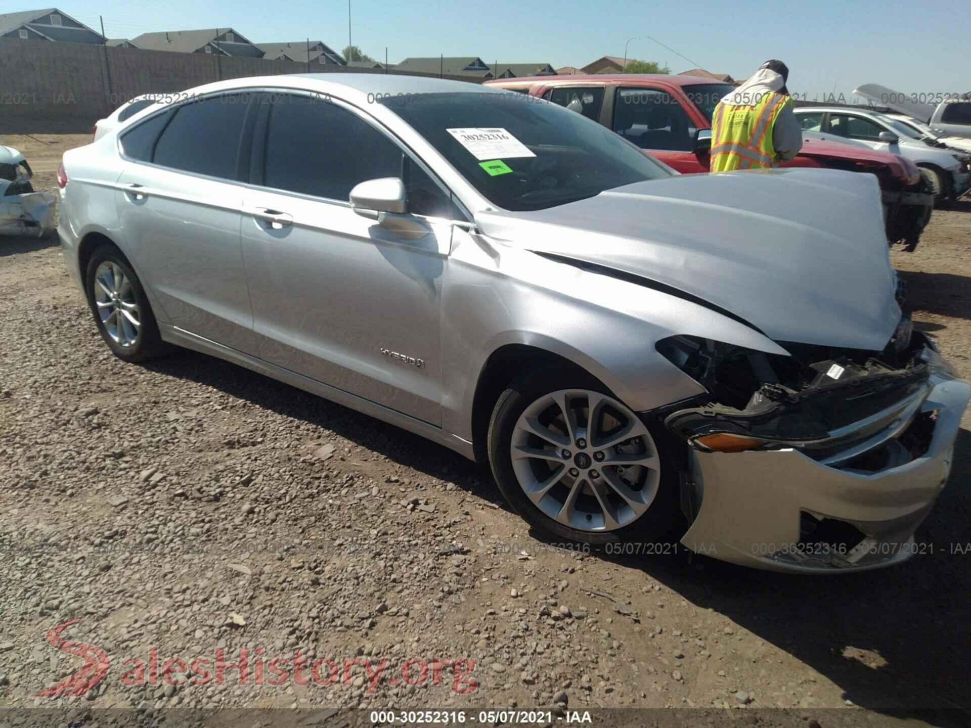 2019 FORD FUSION HYBRID — VIN 3FA6P0MUXKR259221