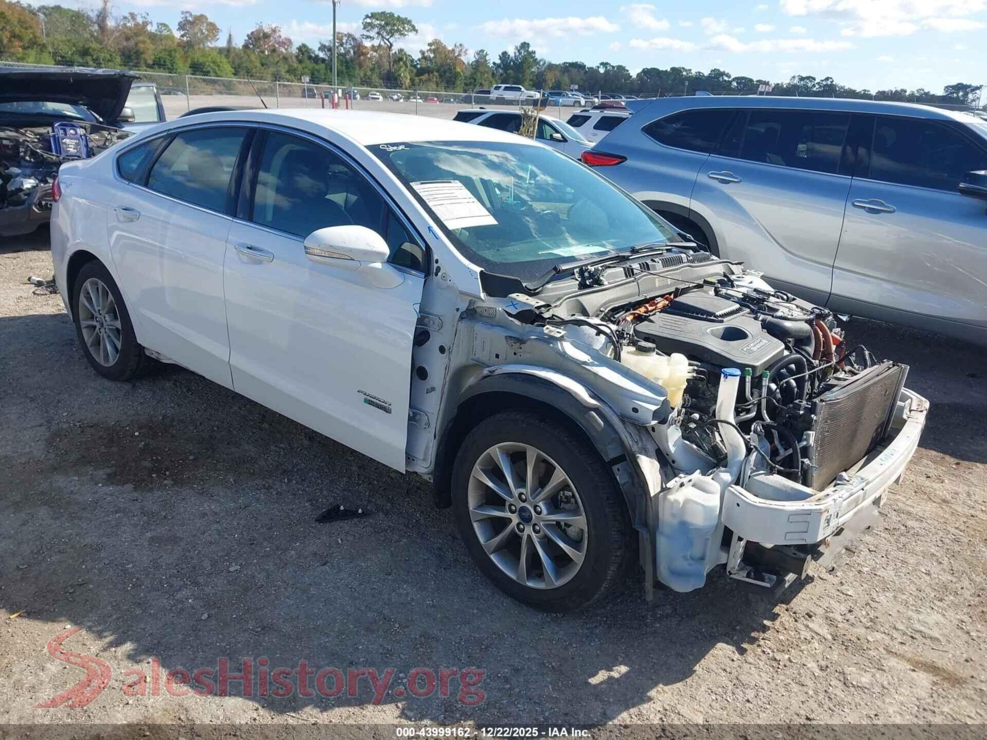 2017 FORD FUSION ENERGI — VIN 3FA6P0PU0HR201090