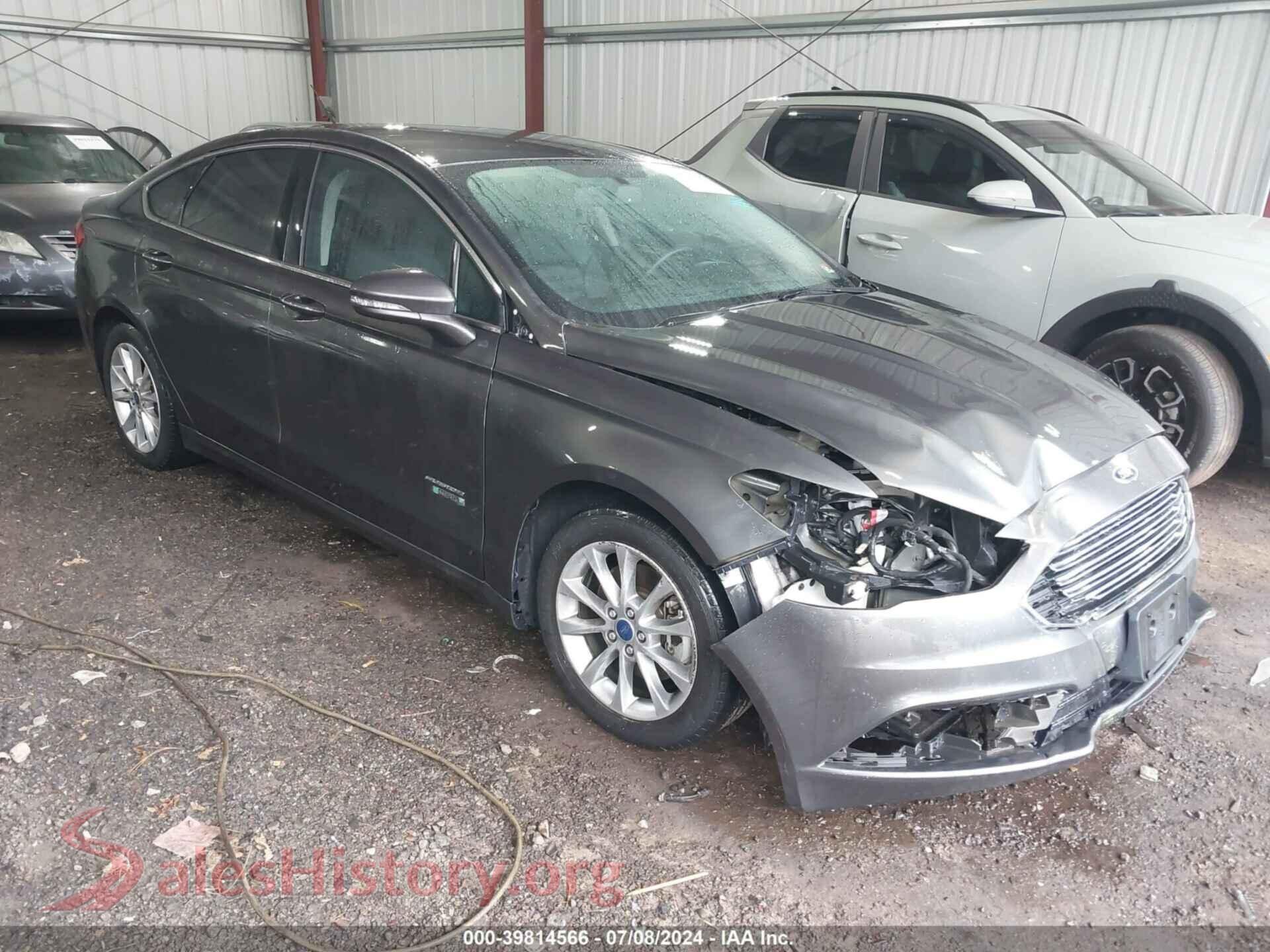 2017 FORD FUSION ENERGI — VIN 3FA6P0PU5HR240662