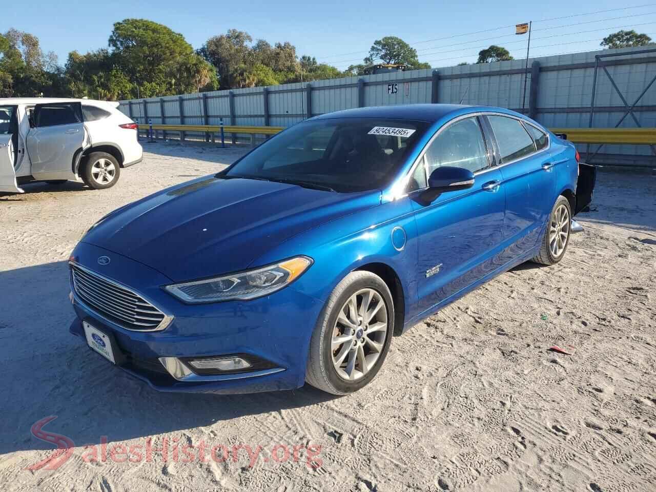 2017 FORD FUSION — VIN 3FA6P0PUXHR225932
