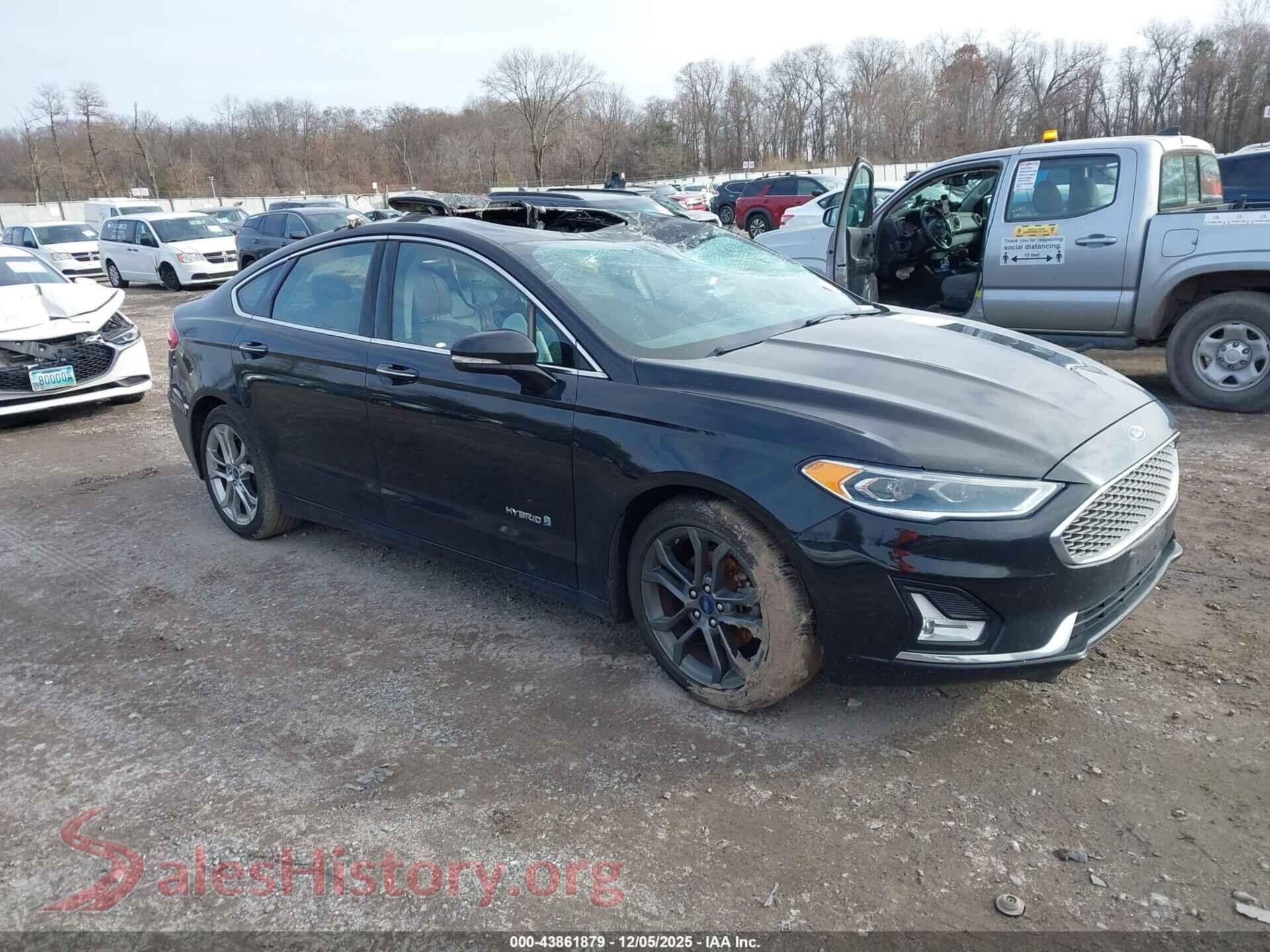 2019 FORD FUSION HYBRID — VIN 3FA6P0RU6KR104917