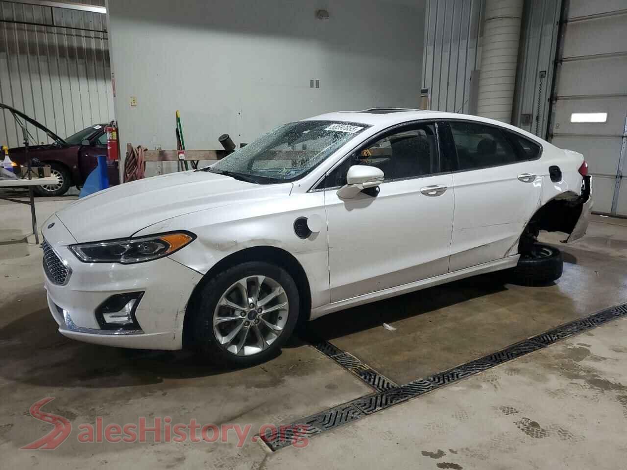 2019 FORD FUSION — VIN 3FA6P0SU0KR158384