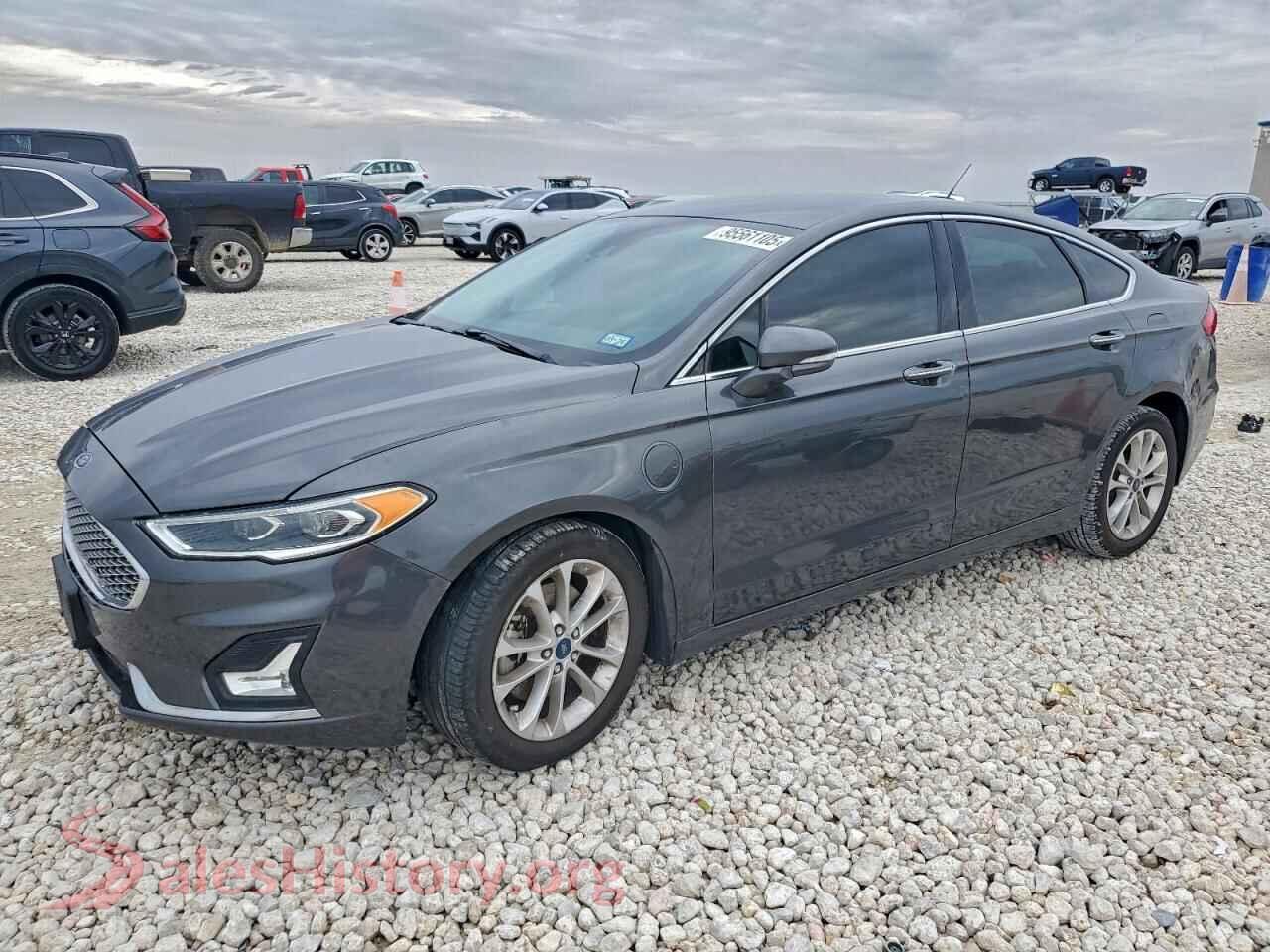 2019 FORD FUSION — VIN 3FA6P0SU5KR226825
