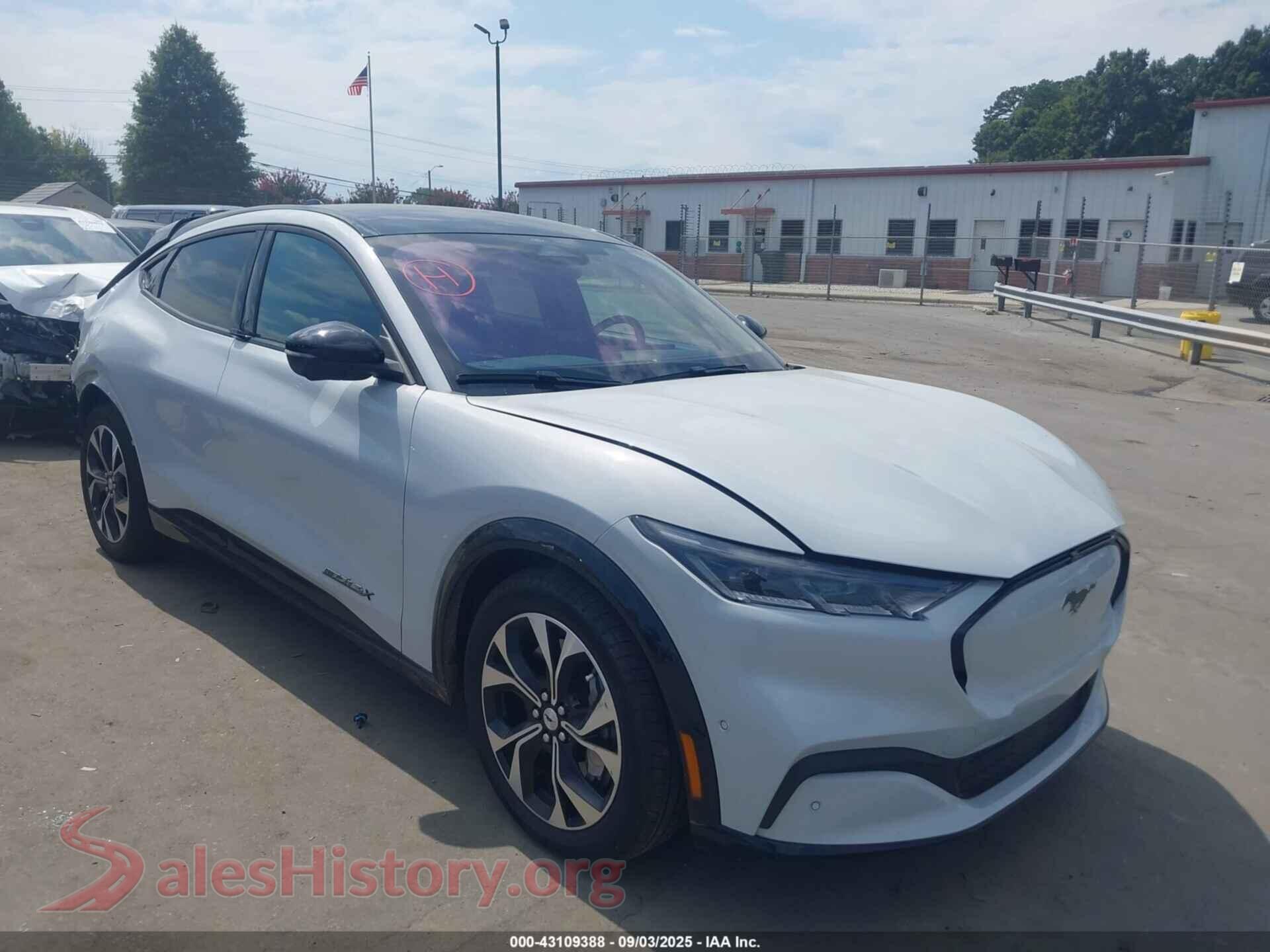 2022 FORD MUSTANG MACH-E — VIN 3FMTK3SU5NMA40857