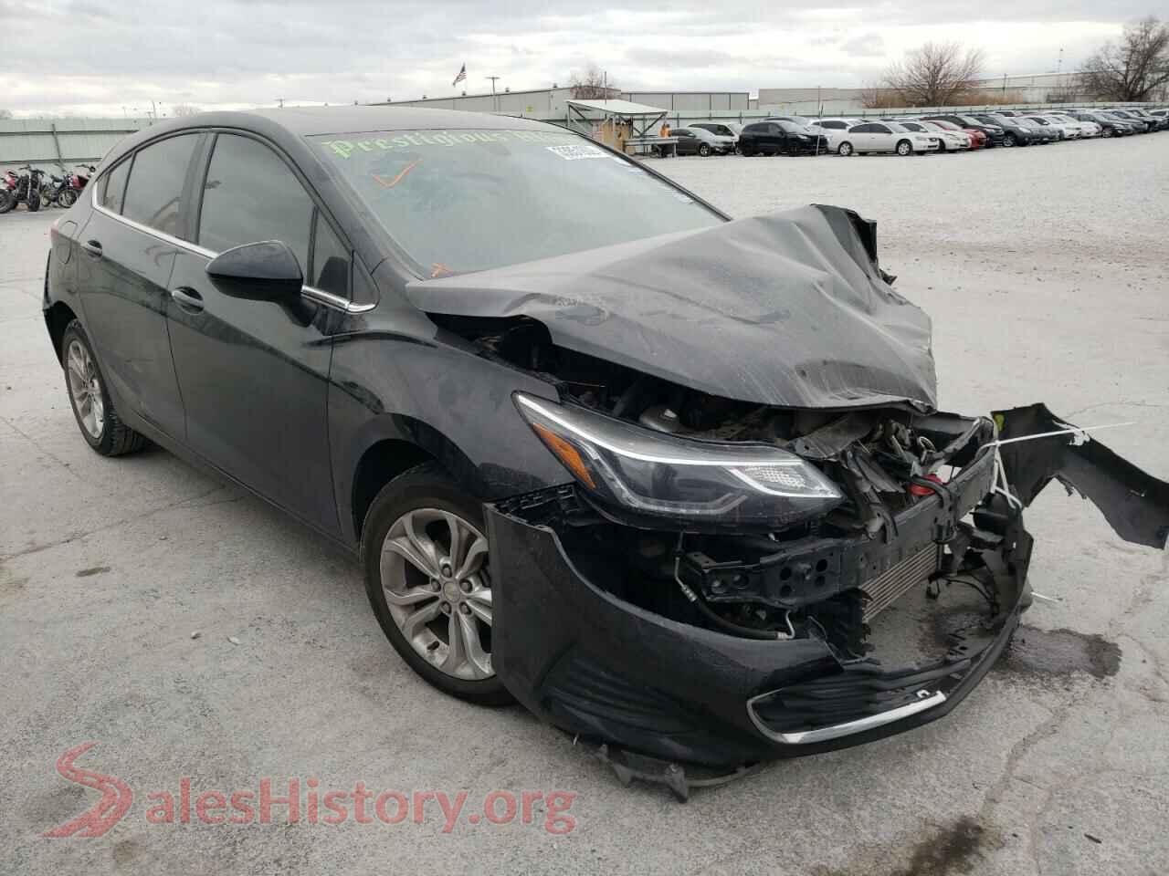 2019 CHEVROLET CRUZE — VIN 3G1BE6SM1KS579291