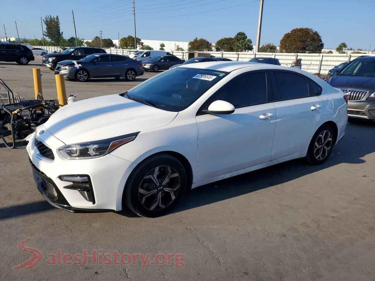 2021 KIA FORTE — VIN 3KPF24AD8ME327417