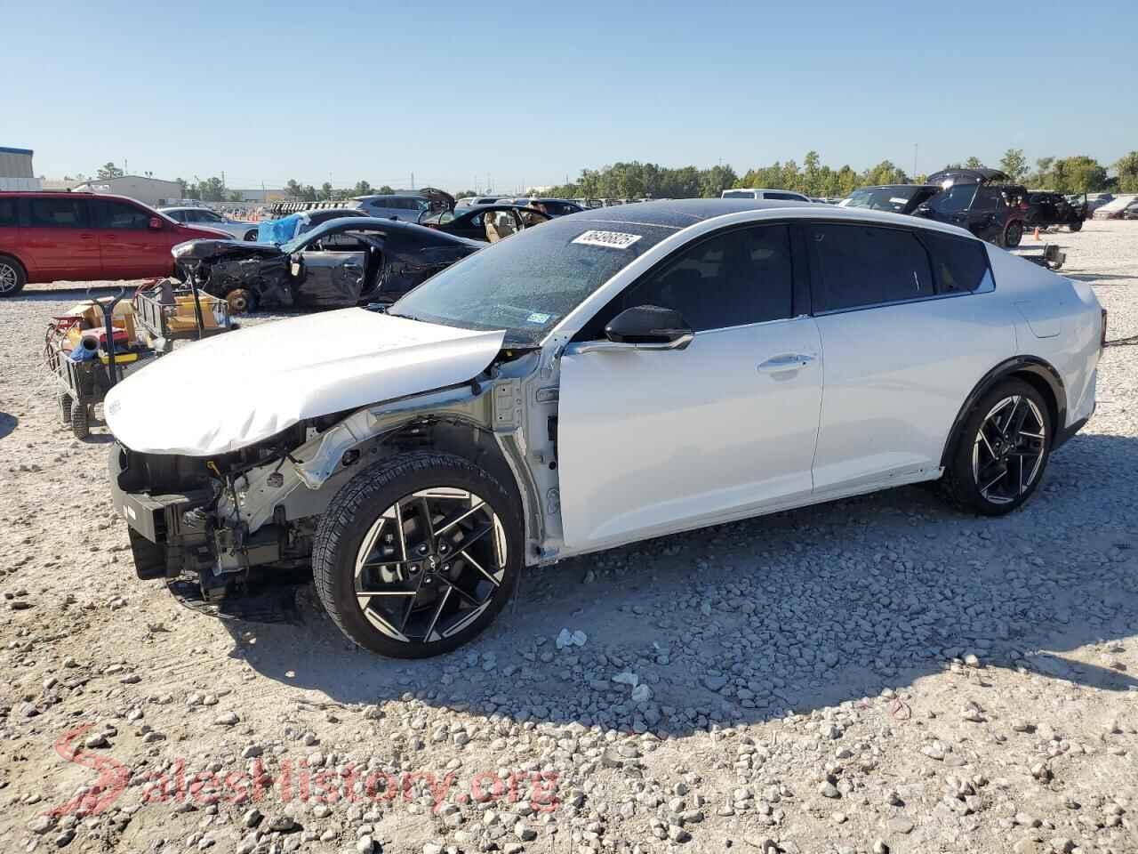 2025 KIA K4 GT LINE — VIN 3KPFW4DE1SE115710