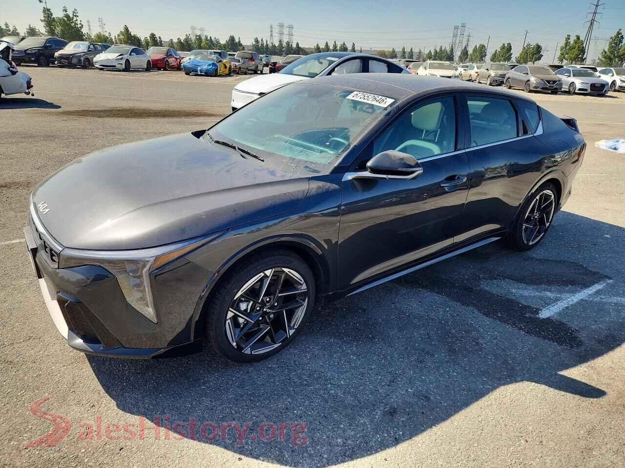2025 KIA ALL OTHER — VIN 3KPFW4DE3SE247335