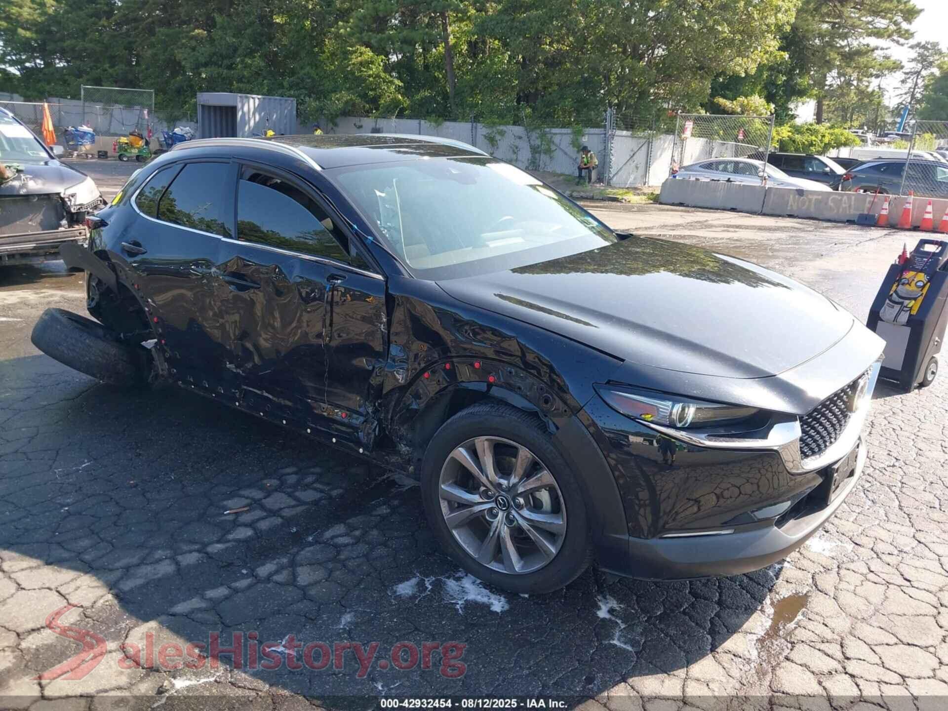 2022 MAZDA CX-30 — VIN 3MVDMBDL9NM405055