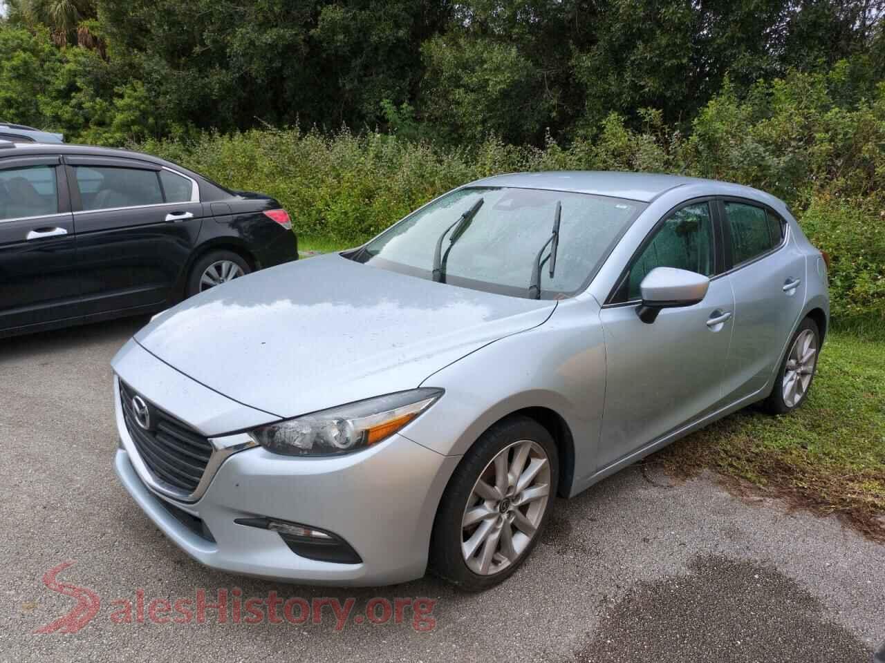 2017 MAZDA 3 — VIN 3MZBN1L79HM122192