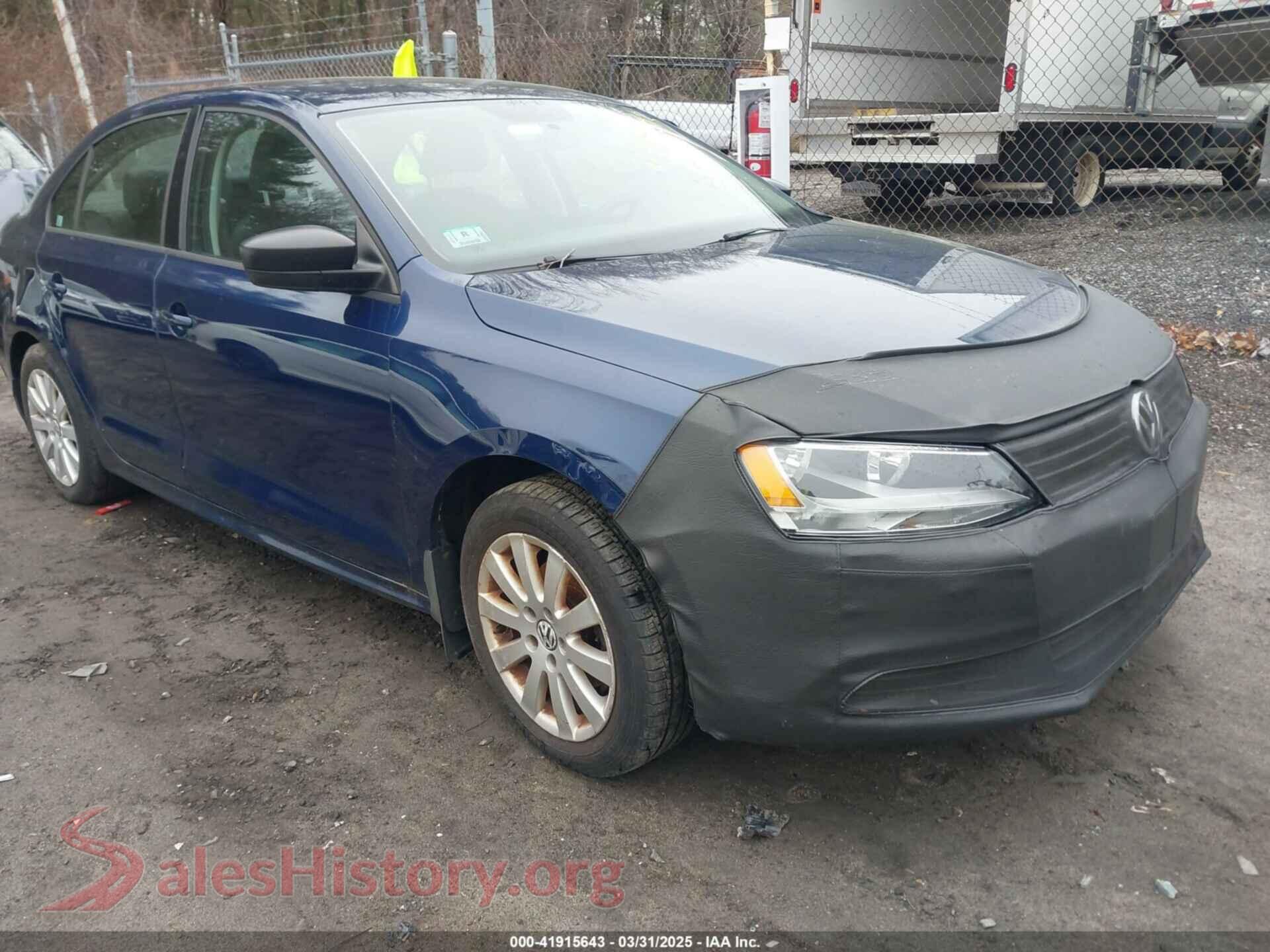 2014 VOLKSWAGEN JETTA — VIN 3VW1K7AJ2EM421637