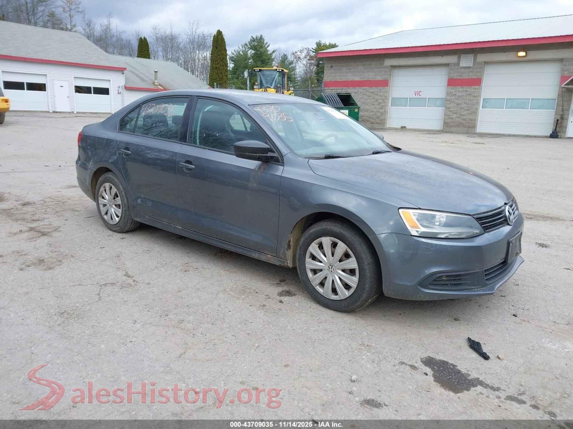 2014 VOLKSWAGEN JETTA — VIN 3VW1K7AJ9EM392153