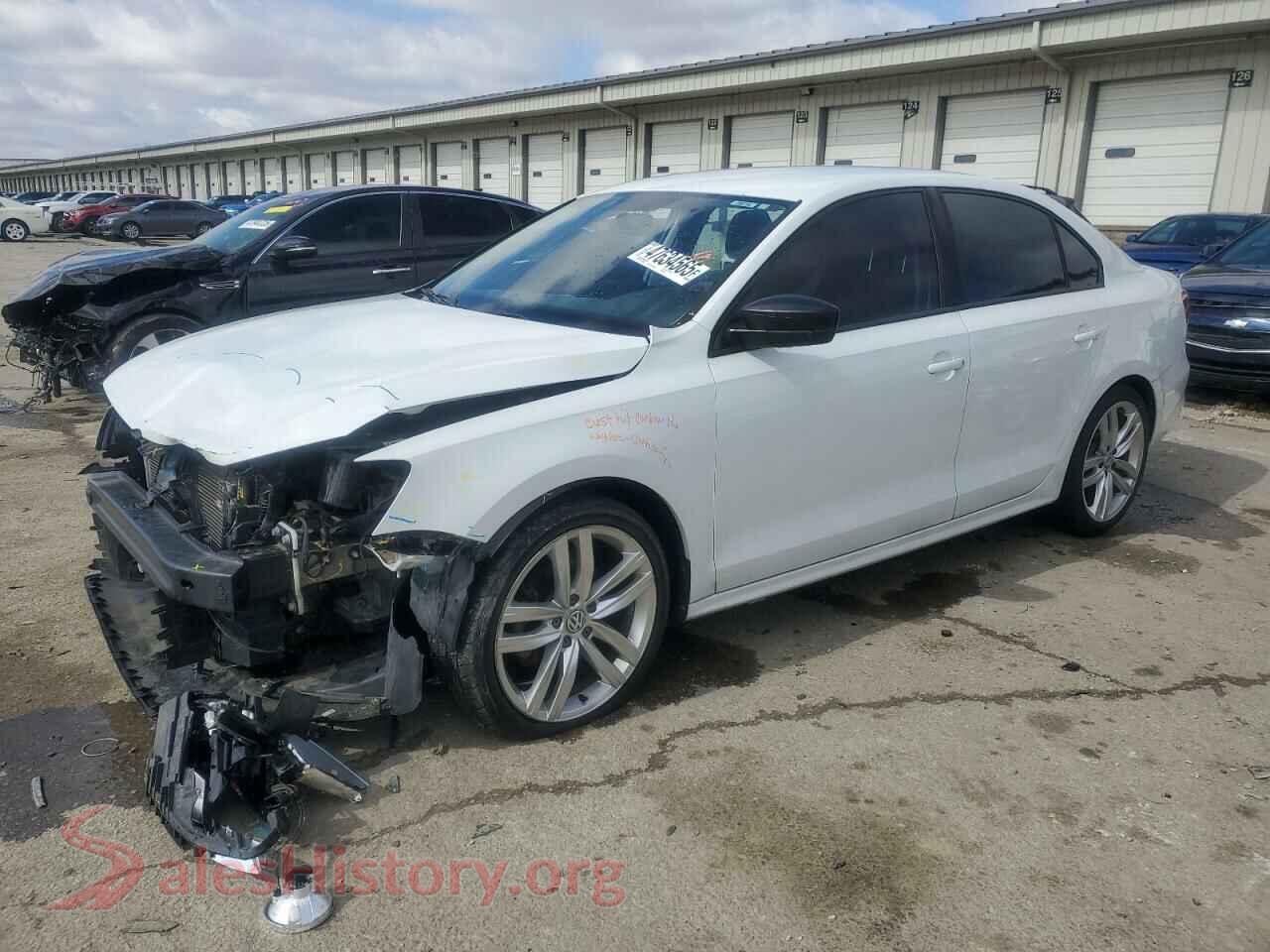 2016 VOLKSWAGEN JETTA — VIN 3VW267AJ8GM239193