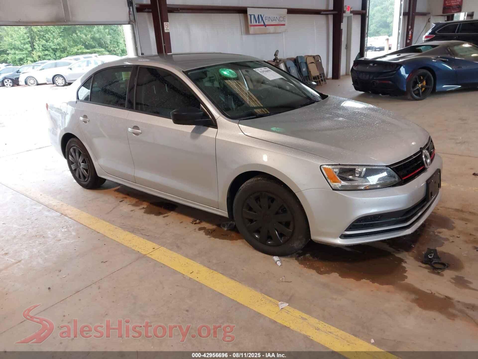 2016 VOLKSWAGEN JETTA — VIN 3VW267AJ8GM296719