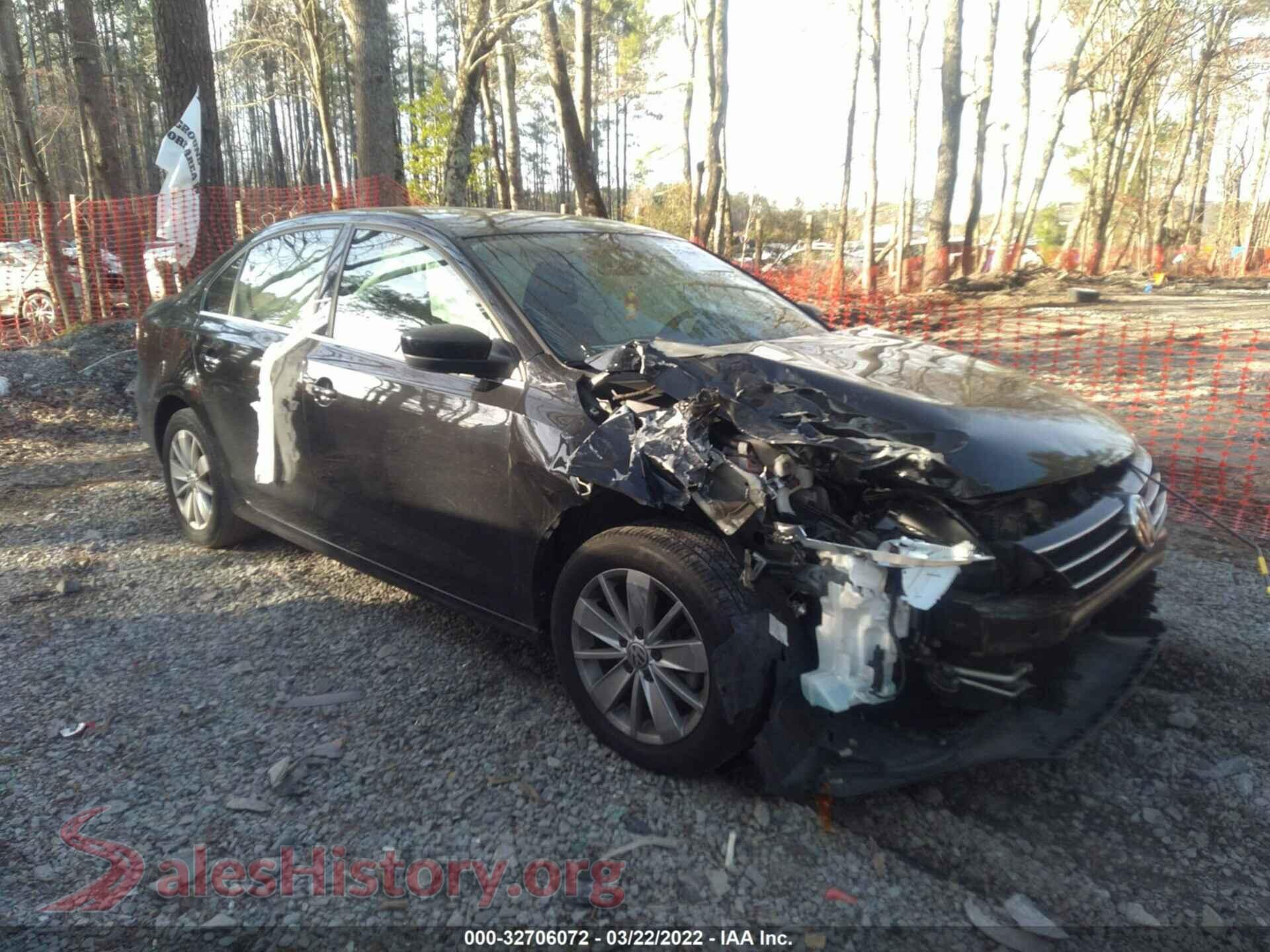 2017 VOLKSWAGEN JETTA — VIN 3VW2B7AJ5HM214734