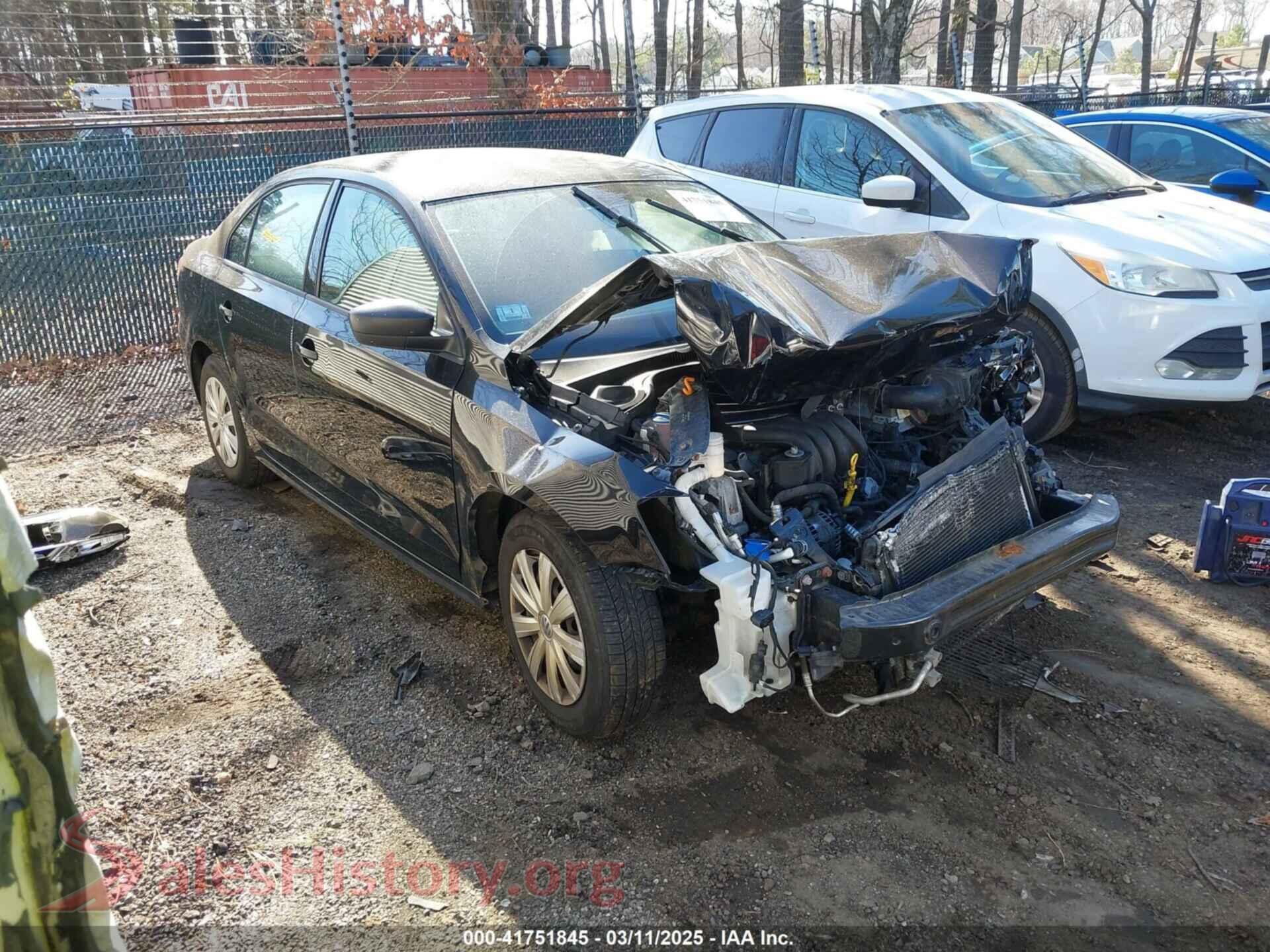 2014 VOLKSWAGEN JETTA — VIN 3VW2K7AJ3EM334091
