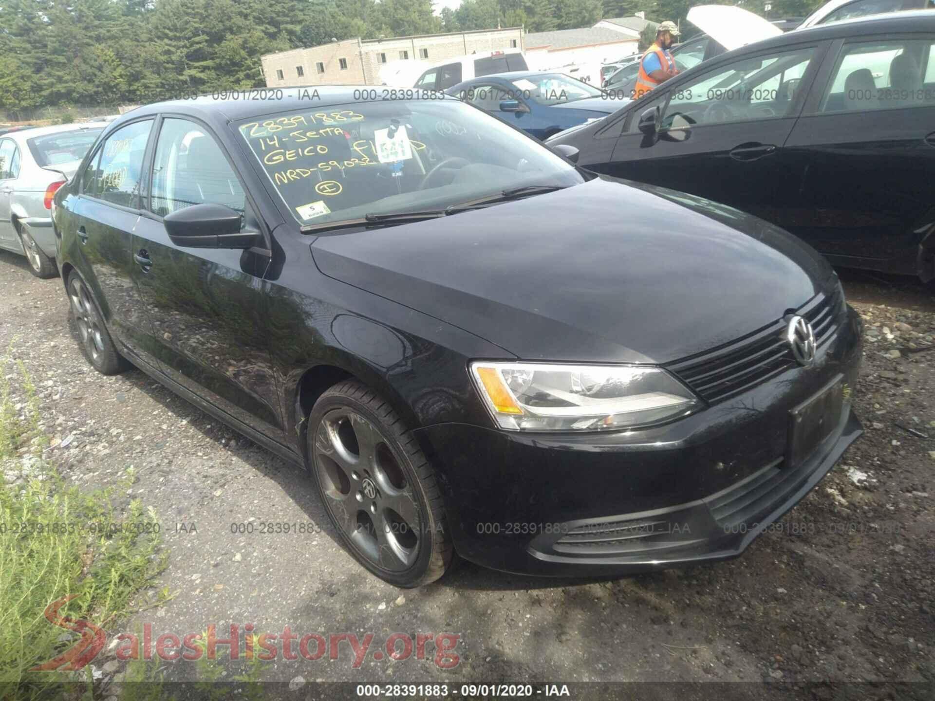 2014 VOLKSWAGEN JETTA SEDAN — VIN 3VW2K7AJ6EM383558