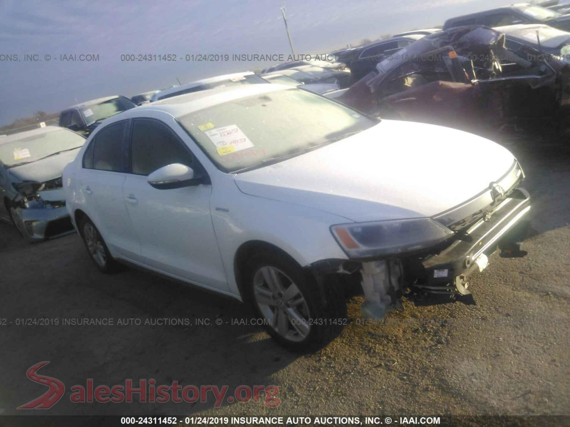 2013 VOLKSWAGEN JETTA — VIN 3VW637AJ9DM284178