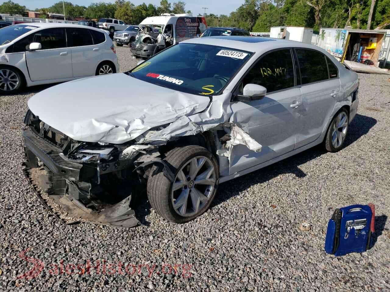 2018 VOLKSWAGEN JETTA — VIN 3VWB67AJ6JM241063