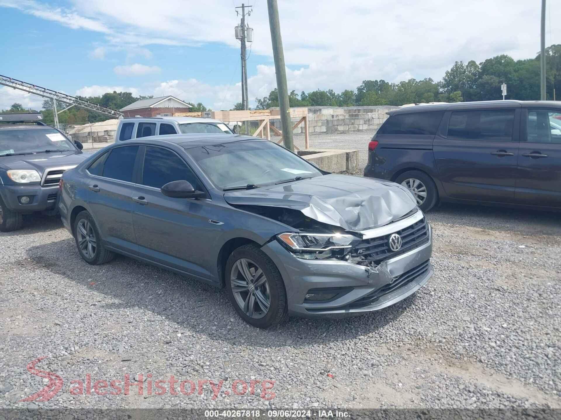 2019 VOLKSWAGEN JETTA — VIN 3VWCB7BU0KM203144
