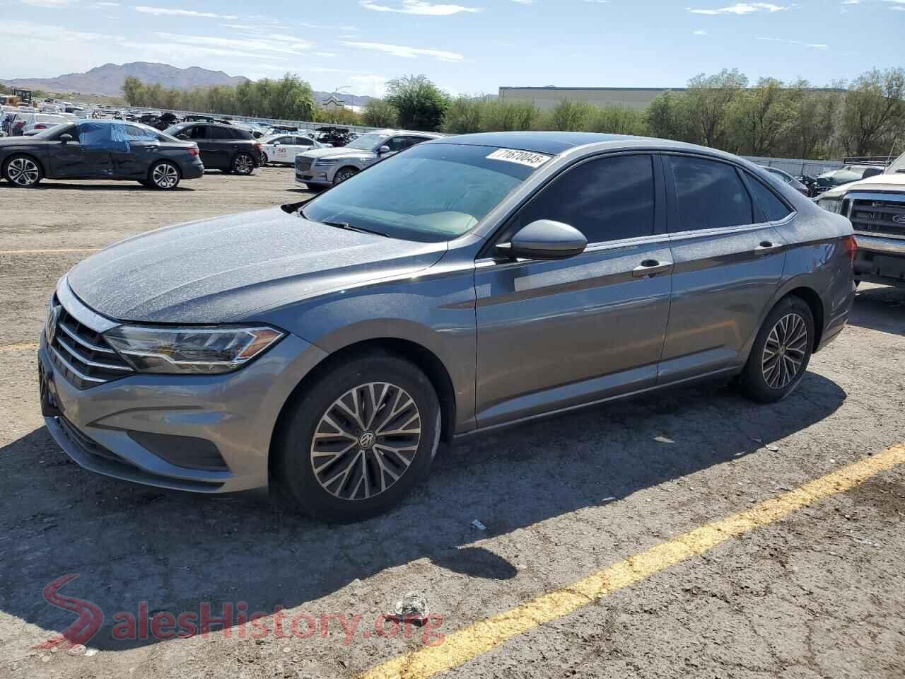 2019 VOLKSWAGEN JETTA — VIN 3VWCB7BU3KM176568