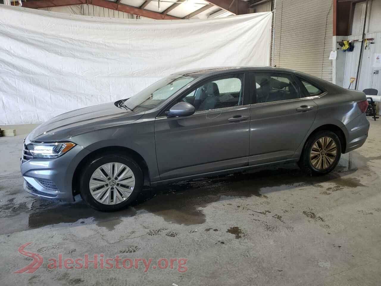 2019 VOLKSWAGEN JETTA — VIN 3VWCB7BU4KM171069