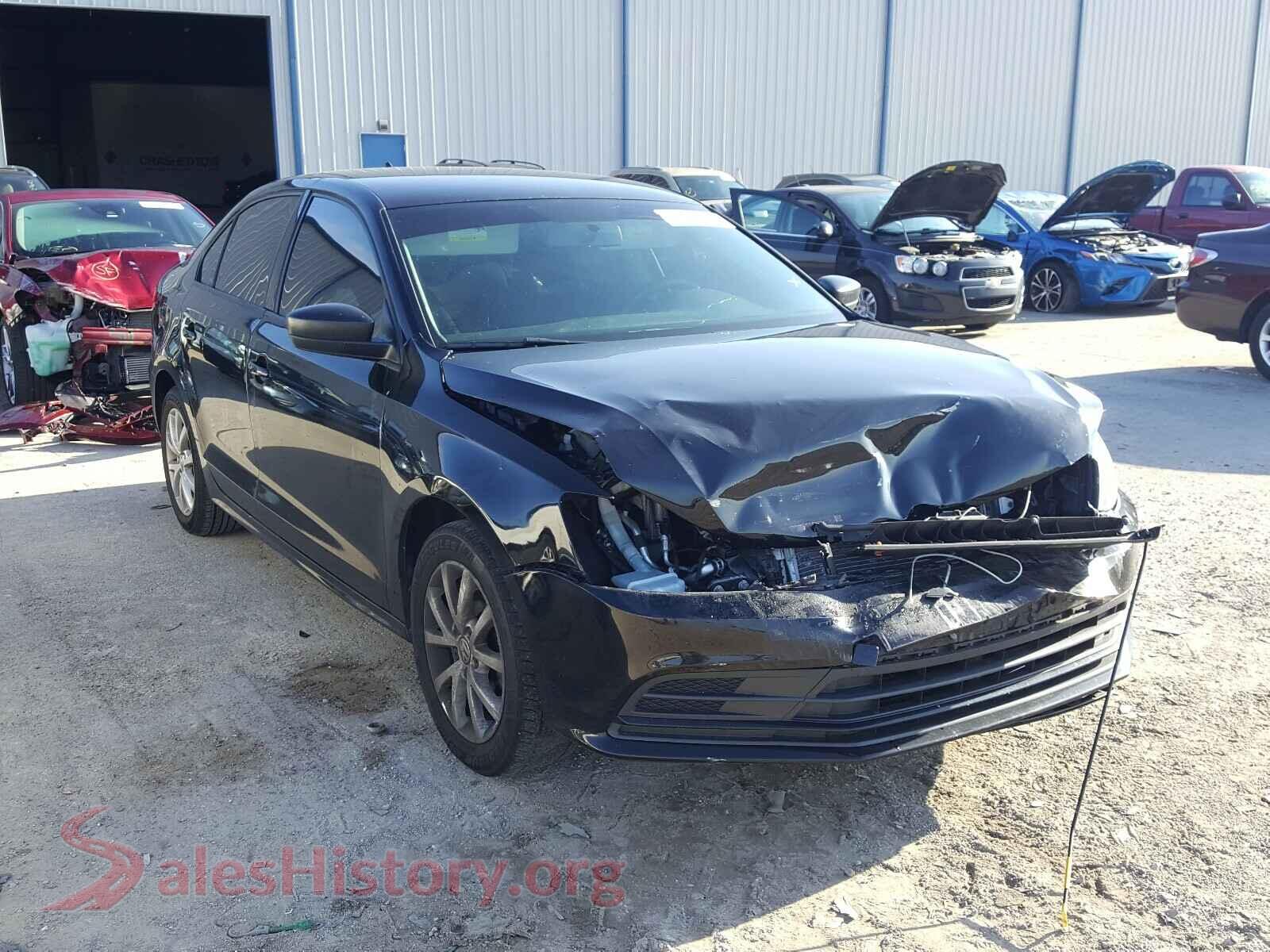 2015 VOLKSWAGEN JETTA — VIN 3VWD07AJ3FM227798