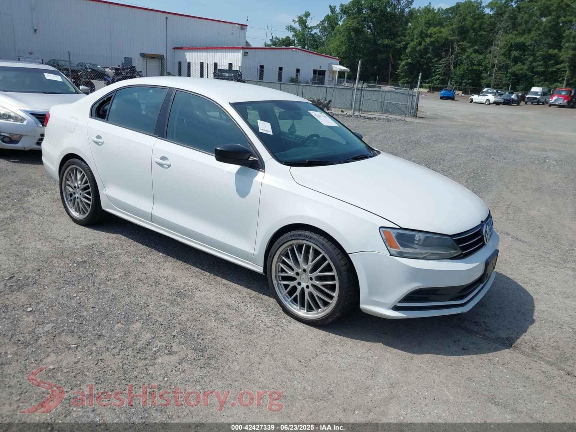 2015 VOLKSWAGEN JETTA — VIN 3VWD17AJ0FM335969