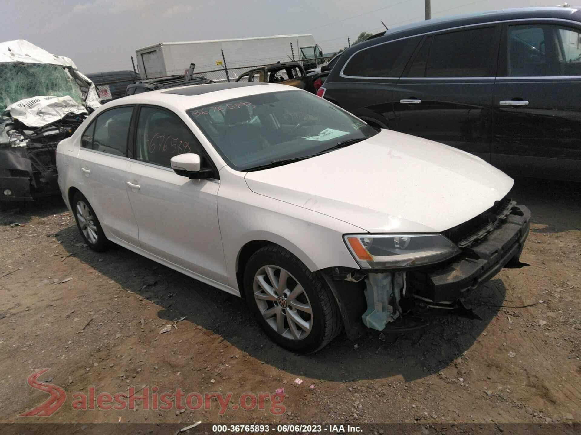 2014 VOLKSWAGEN JETTA SEDAN — VIN 3VWD17AJ1EM384127