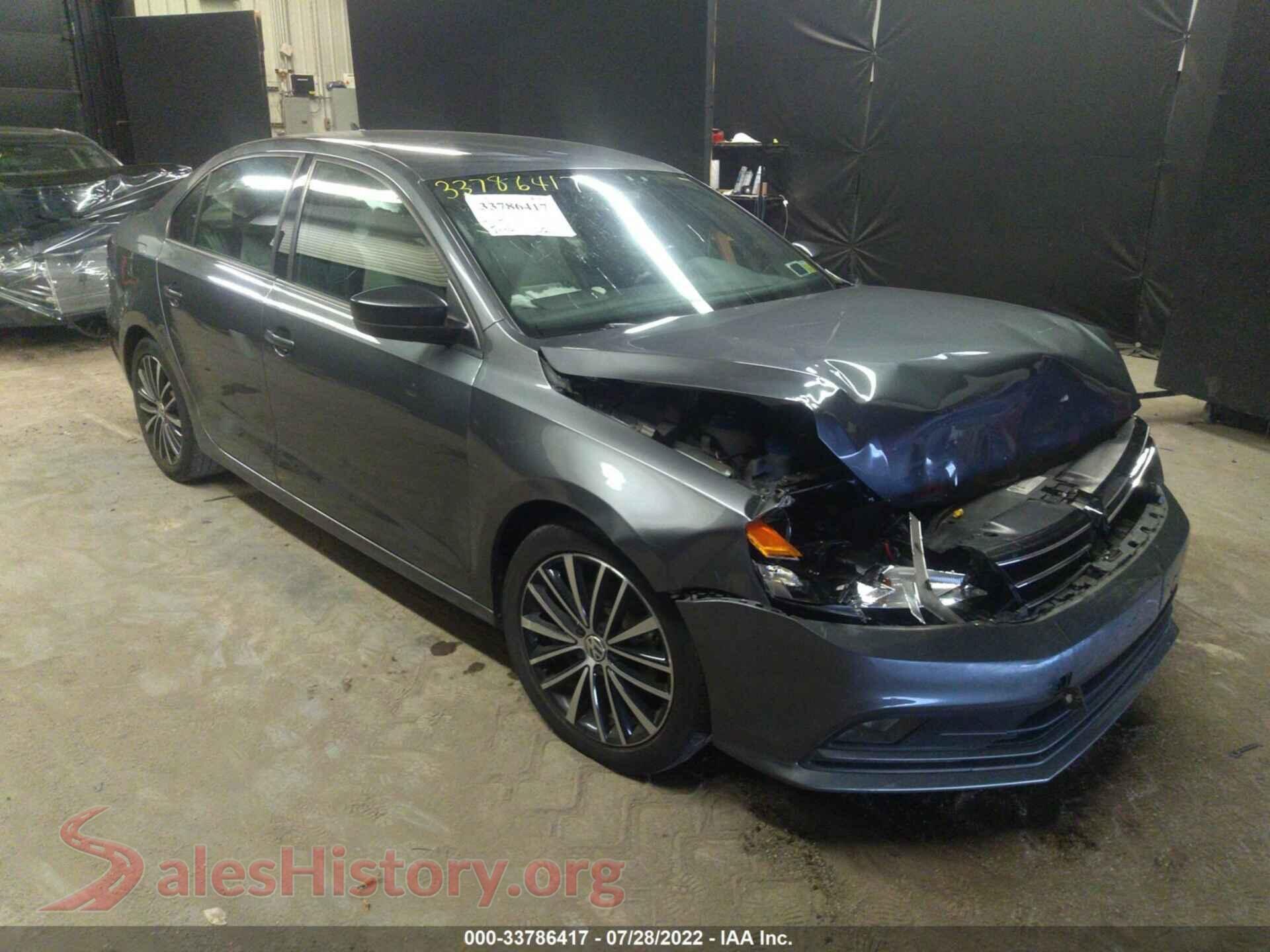 2016 VOLKSWAGEN JETTA SEDAN — VIN 3VWD17AJ2GM289000