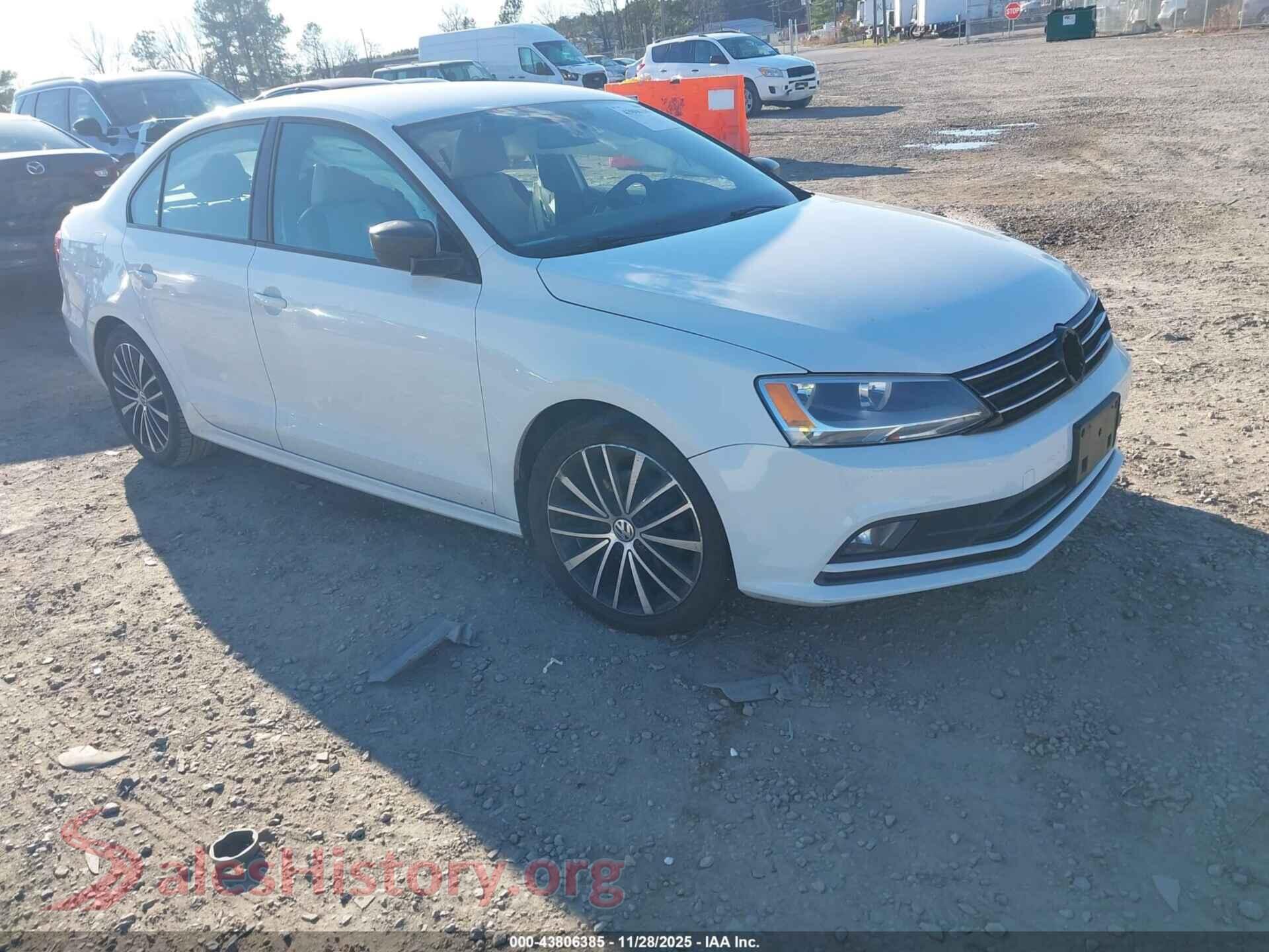2015 VOLKSWAGEN JETTA — VIN 3VWD17AJ3FM213834