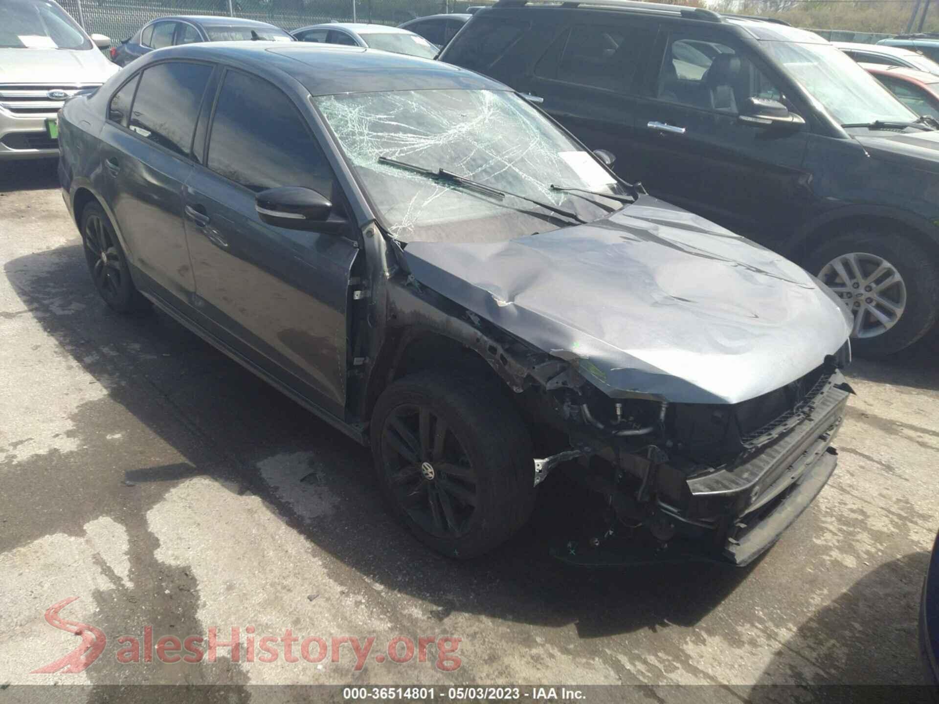 2018 VOLKSWAGEN JETTA — VIN 3VWD17AJ3JM239116