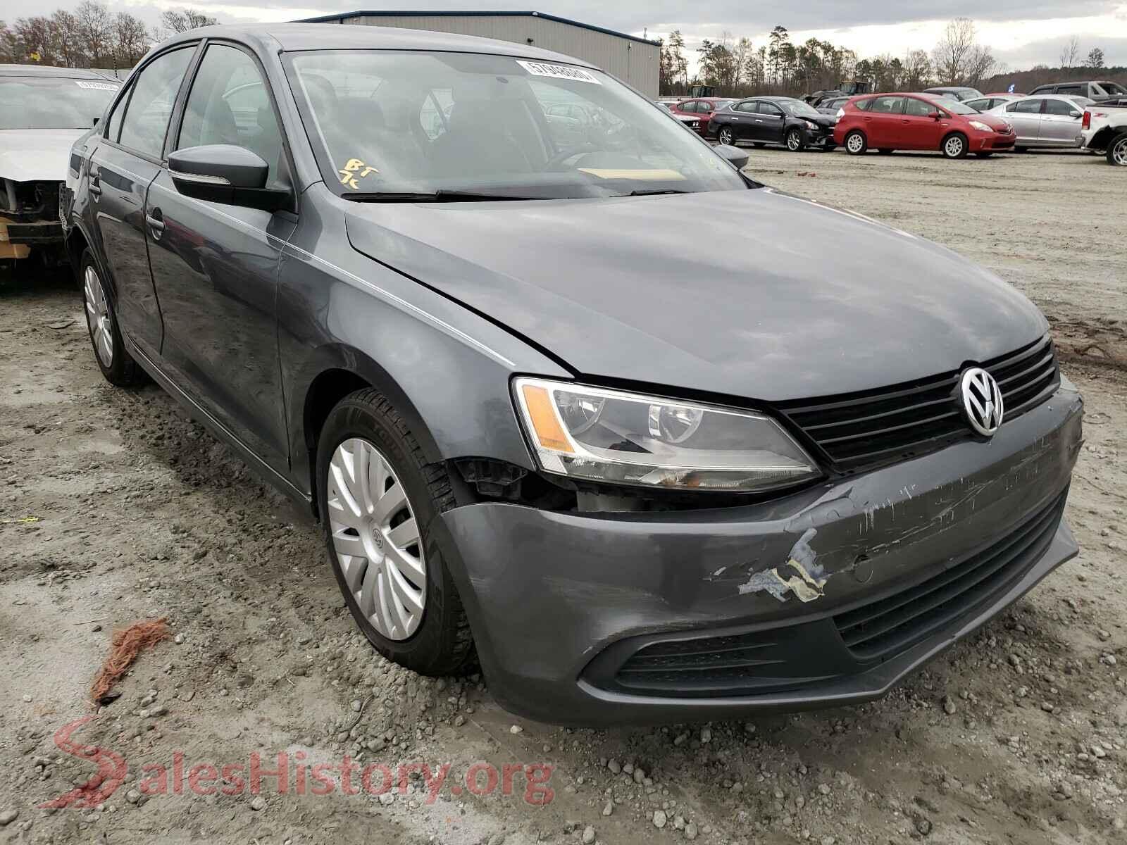 2014 VOLKSWAGEN JETTA — VIN 3VWD17AJ5EM246400