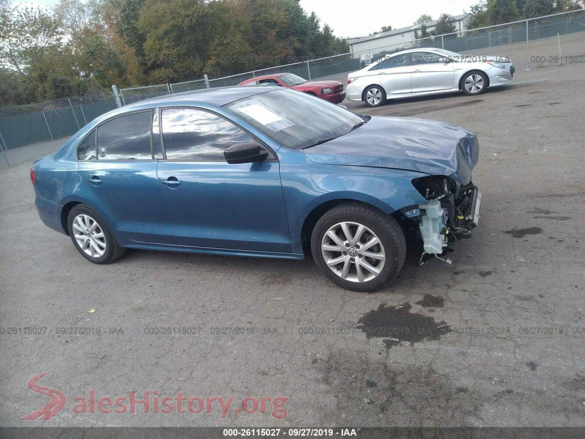 2015 VOLKSWAGEN JETTA — VIN 3VWD17AJ5FM334526