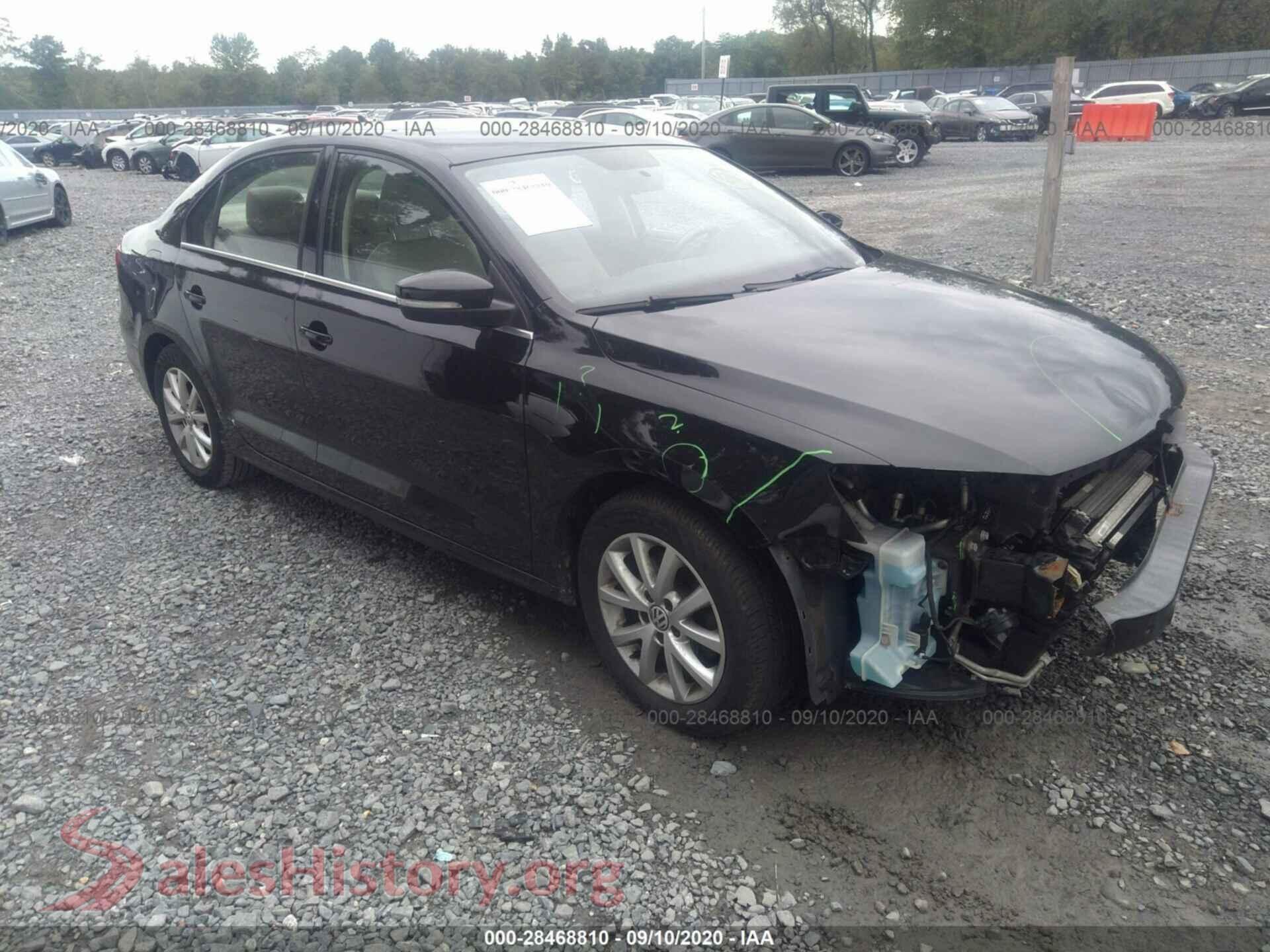 2014 VOLKSWAGEN JETTA SEDAN — VIN 3VWD17AJ8EM226917
