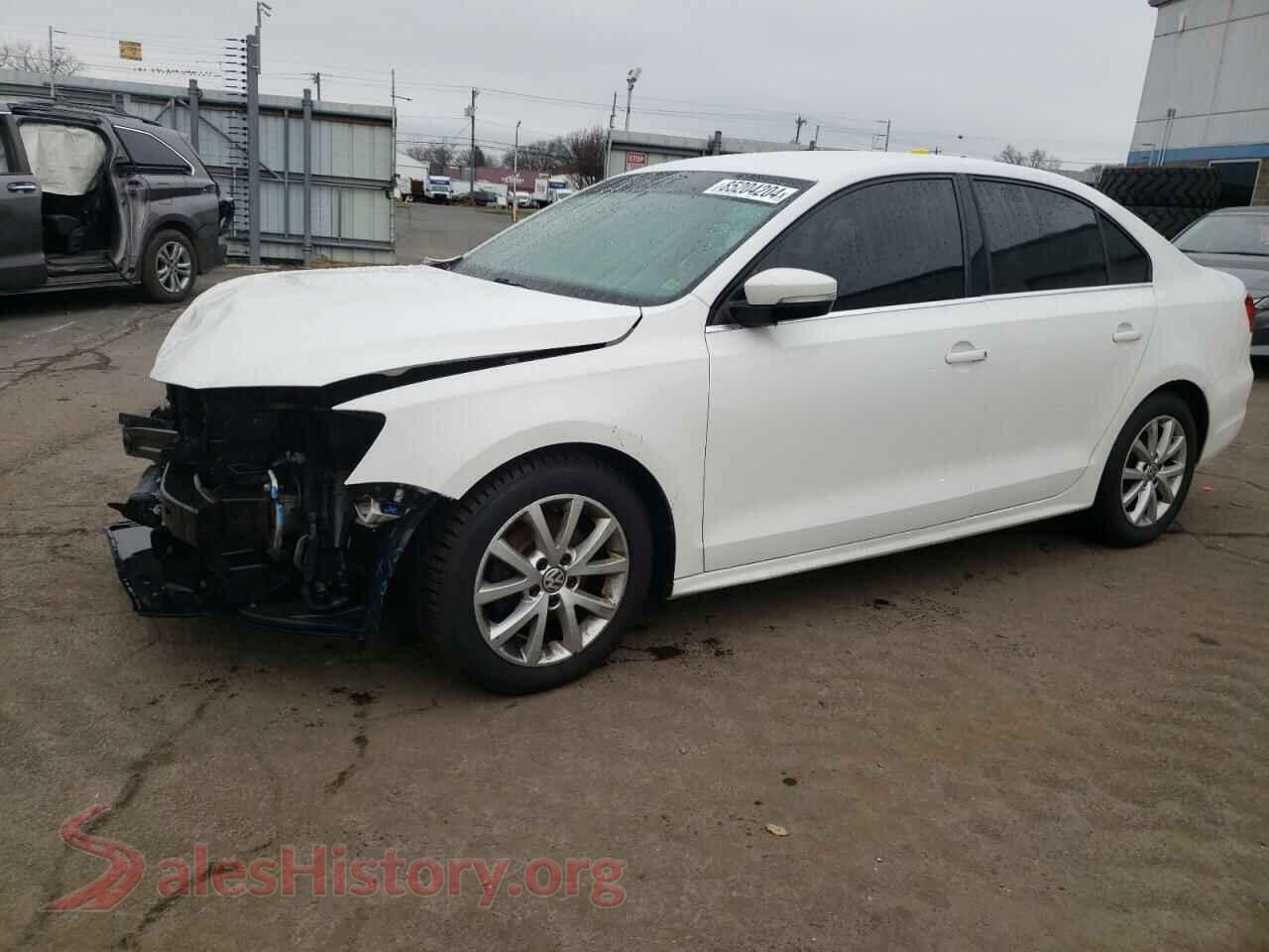 2014 VOLKSWAGEN JETTA — VIN 3VWD17AJ8EM352629