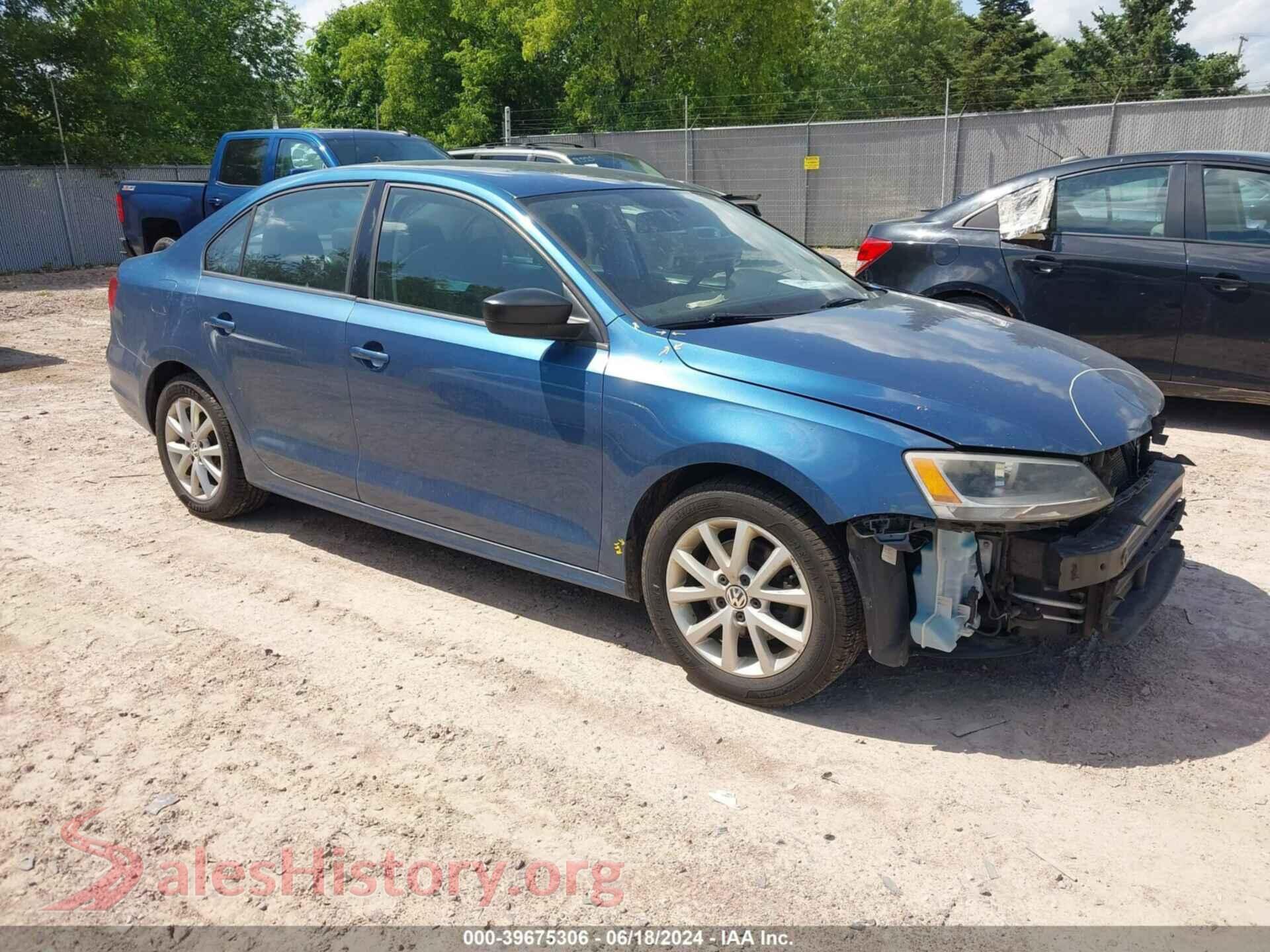 2015 VOLKSWAGEN JETTA — VIN 3VWD17AJ8FM349246