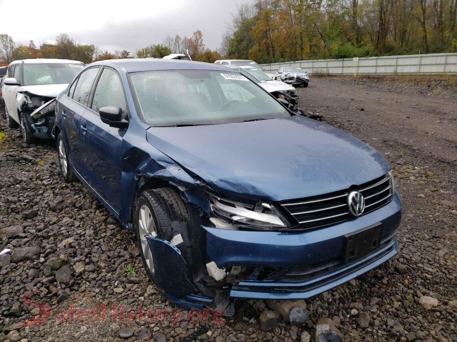 2015 VOLKSWAGEN JETTA — VIN 3VWD17AJ9FM267087