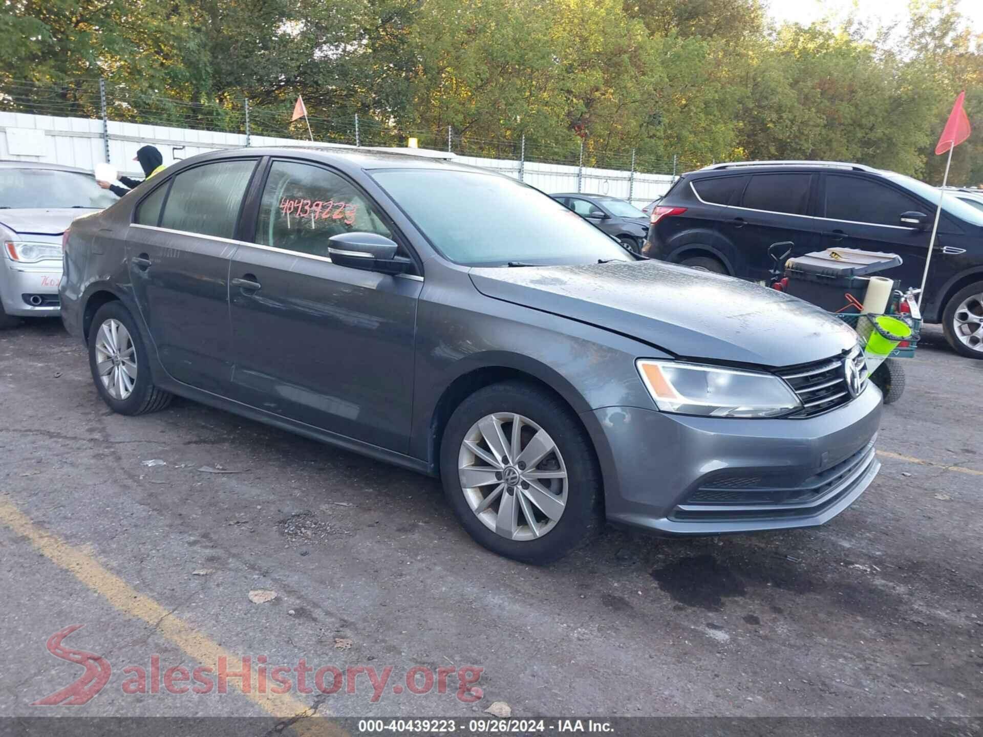 2016 VOLKSWAGEN JETTA — VIN 3VWD67AJ7GM359804