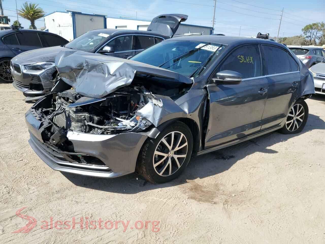 2018 VOLKSWAGEN JETTA — VIN 3VWDB7AJ0JM263631