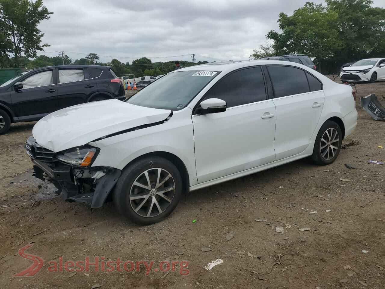 2018 VOLKSWAGEN JETTA — VIN 3VWDB7AJ1JM213305